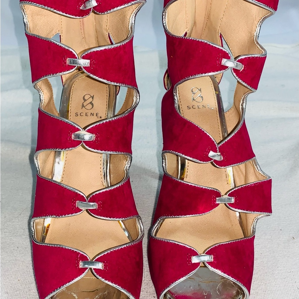 Scene Weaver Women's Bold Hot Pink/Red Heels with Silver Trim